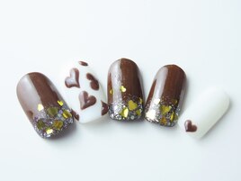 バレンタインネイル 7480円