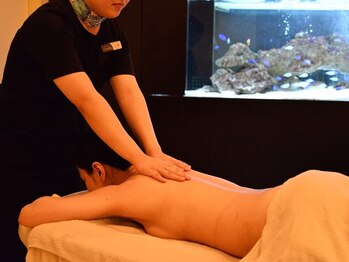 ユウウミ 那覇店(You海)の写真/エイジング&極上アロマで美と癒しの相乗効果を体感！フェイシャル&アロマボディーマッサージ 100分 ¥13,500