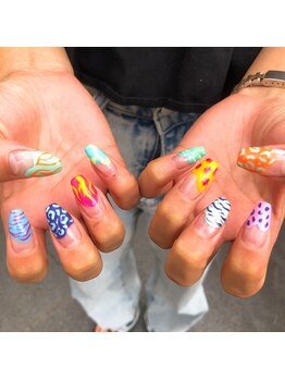 アヤネイルズ アンド アイラッシュ(AYA NAILZ.＆Eyelash)/カラフルアニマルネイル