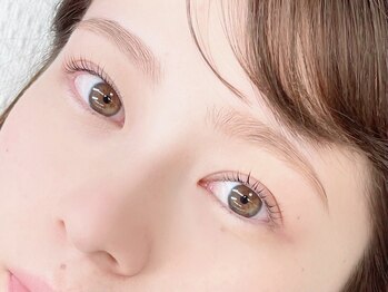 トリトン(triton)の写真/【次世代まつげパーマ導入店】ビューラーいらずで自まつげの美しさを実感！目元がパッと明るく、印象的に◎