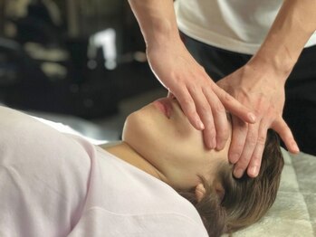 ベアフット(BARE FOOT)/骨まで整う小顔矯正