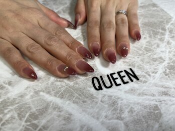 クイーン(Queen)/韓国風ちゅるんネイル