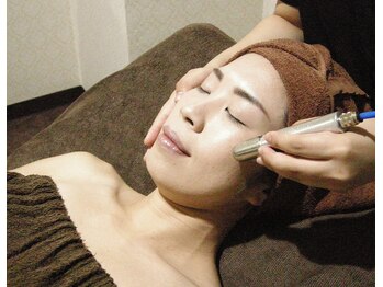 パリエボーテ 浜松/毛穴トリプル炭酸DX