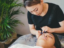 エイトブロウ 八日市店(8BROW)