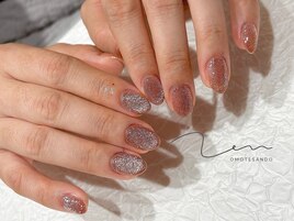 【HAND】マグネット　￥6,300