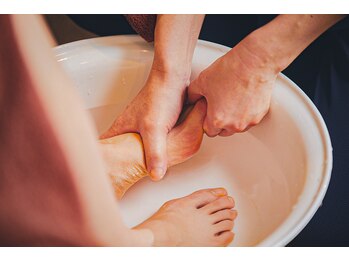 ニヒロ 学芸大店(nihilo)/お湯の中のマッサージは貴重！