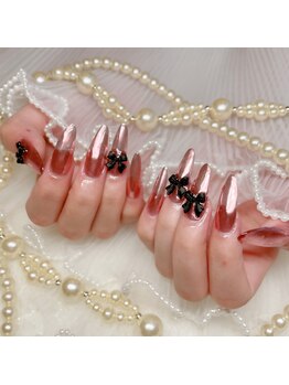 アイカ(Aika)/ピンクミラーネイル