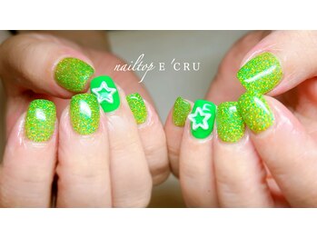 ネイルトップエクル(nail top E CRU)/