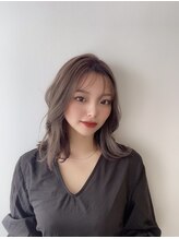 サロン ド ルノア(Salon de Lunoa)&nbsp;Aina 