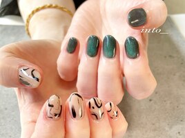 マグネット　グリーン　秋ネイル