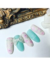 ヒトミネイルズ(Hitomi Nails)/