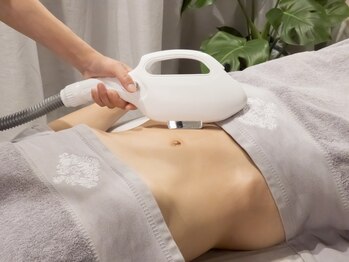 CDF 赤坂/VIO脱毛¥8800