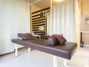 かえで鍼灸整体院/施術ルーム