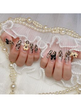 アイカ(Aika)/レオパードネイル