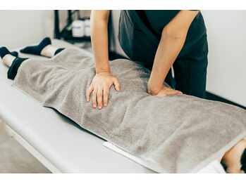 代官山アサ接骨院 鍼灸院(代官山 Asa 接骨院 鍼灸院)/骨盤周囲のお悩み・姿勢改善◎