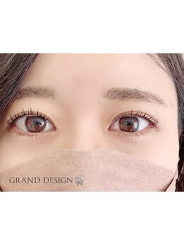 ナチュラル上品な目元にしたい