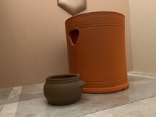 ハーバルミヨン(Herbal Miyong)/よもぎ蒸し用黄土椅子・黄土壺