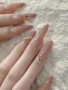 スペードキューネイル 新宿店(Spade Q Nail)の写真/【新宿三丁目駅徒歩30秒の駅チカ好立地★】資格保有のネイリストによる高技術の施術で美しい指先へ♪