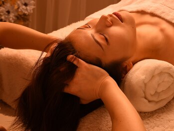 デミコリラックス(DemiCo-Relax)の写真/【癒されながらヘッドのお悩み根本改善♪】頭皮・髪・首肩まで癒す♪アロマの香りにも癒されて...良質睡眠