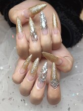 ネイルアンバー 西向田店(Nail amber)/スカルプ4本アート