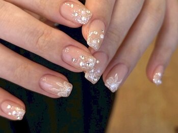 クルネ(QULNE)の写真/ワンランク上のデザイン力にファン多数!繊細なアートや持込みもおまかせ◎何度も見つめたくなる指先に♪