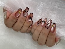 ロエン 北岡崎(ROEN)/レオパード柄ネイル