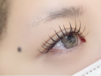 アイスター 大阪梅田店(EYESTAR)の写真/【圧倒的持続力！LEDエクステ100本¥5500】いつまでもキレイなお目元キープをお手伝いいたします◎
