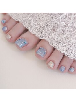 ピオニーネイル(peony nail)/涼やかブルーのフットネイル