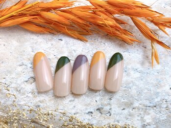 ネイルサロン&スクール ジーナ(GINA)/１０月定額トレンドアート