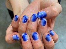 カーティシーネイルズ(curtisii NAILS)/縦グラデーションフレンチ