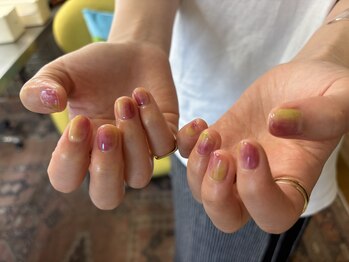 イノウネイル(INOUNAIL)の写真/完全個室の落ち着く空間でゆっくりとお過ごしください。
