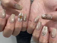 タイル柄アートネイル