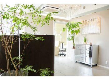 ミティーク 二子玉川店(Mythique)