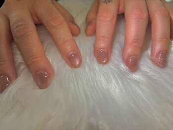 UP Nail & Body Art　ネイル/マグネット/ワンカラー/ブライダルの写真/【ネイルデビュー応援】「私に似合う」が必ず見つかる。丁寧なカウンセリングで初めての不安を解消♪