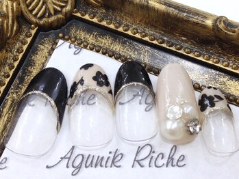 アグニークリッシェ(Agunik Riche)/【花柄フレンチ白黒】