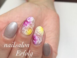 フラワーネイル/初回8500円/銀座