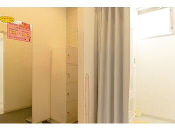 ブルー 学園の森店(BLV)/鍵つきロッカー完備