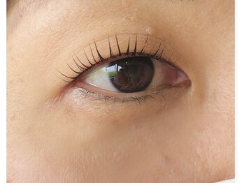 ベイシル(baycils)/一重さんもグイッと立ち上げ♪