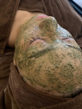 FC徳島ヘルスアンドスポーツ(HEALTH&SPORT)/剥けないハーブピーリング!