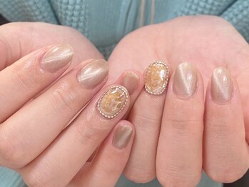 イーサンネイルサロン(E3 Nail salon)の写真/シンプルだけど上品で可愛い、指先をキレイに魅せるデザインをご用意♪大人女性がキュンとなる洗練nailに!