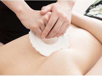 サロン ド アール(salon de R.)/【カッサチョプシ・施術風景】