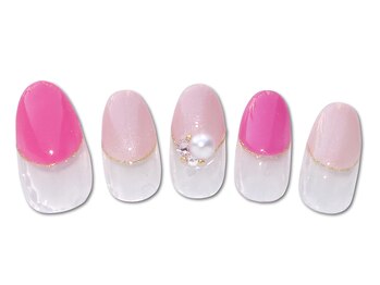 プラスネイル 銀座中央通り店(PLUS NAIL)/【301】丸フレ×パール￥6,039