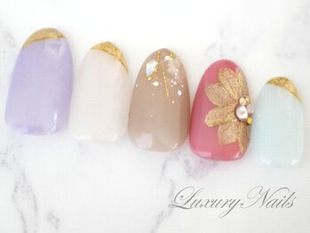 ラグジュアリー ネイルズ(Luxury Nails)/キラキラ*フラワーNail
