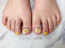 ネイルアトリエルカ(nail atelier LUCA)/W-642　大人可愛いミモザフット