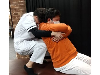 船橋駅前整骨院/肩の痛み