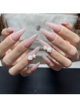 ビーハイブ ギフト ヘヤ(BeeHIVE gift HEYA)/ワンカラ×白薔薇