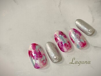 ラグウナ(Laguna)/ビビットピンクとホイルアート
