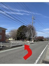 ルミア(Rumia)/駐車場の入口