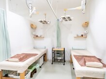 えがおの兵庫鍼灸整骨院/使い捨てシーツ使用で清潔