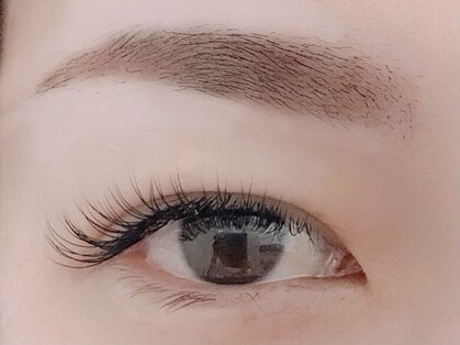 アイラッシュ フロウ(eyelash Flow)の写真